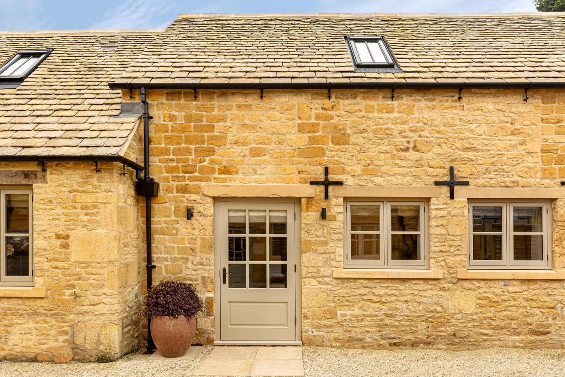 Luxury Cotswold Retreats Villa Moreton-in-Marsh ภายนอก รูปภาพ